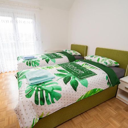 Apartment Zelimlje Skofljica Ngoại thất bức ảnh
