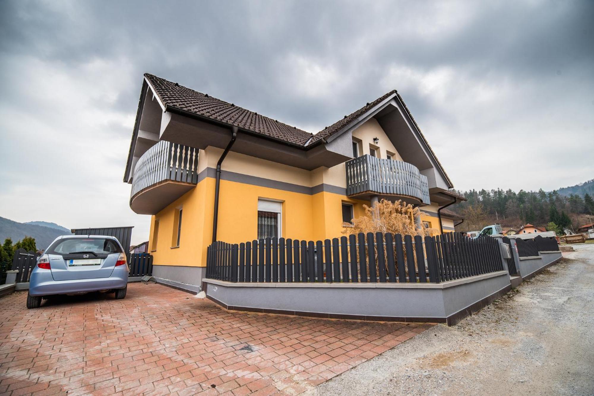 Apartment Zelimlje Skofljica Ngoại thất bức ảnh