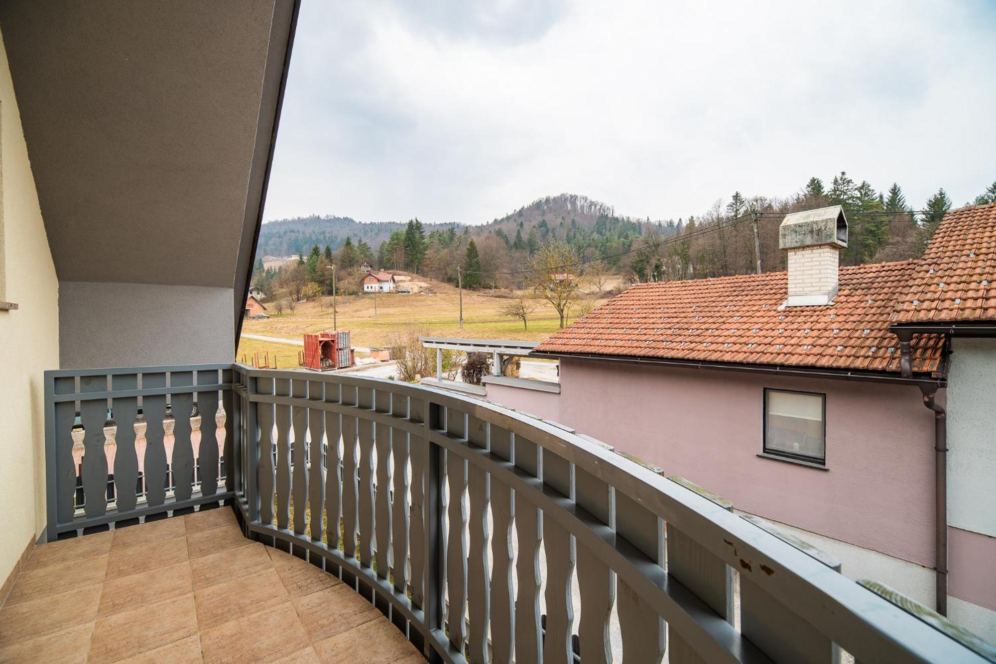 Apartment Zelimlje Skofljica Ngoại thất bức ảnh