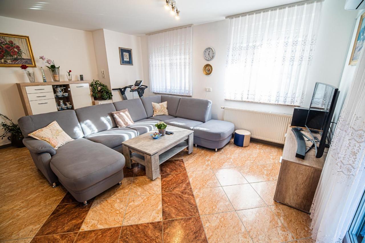 Apartment Zelimlje Skofljica Phòng bức ảnh