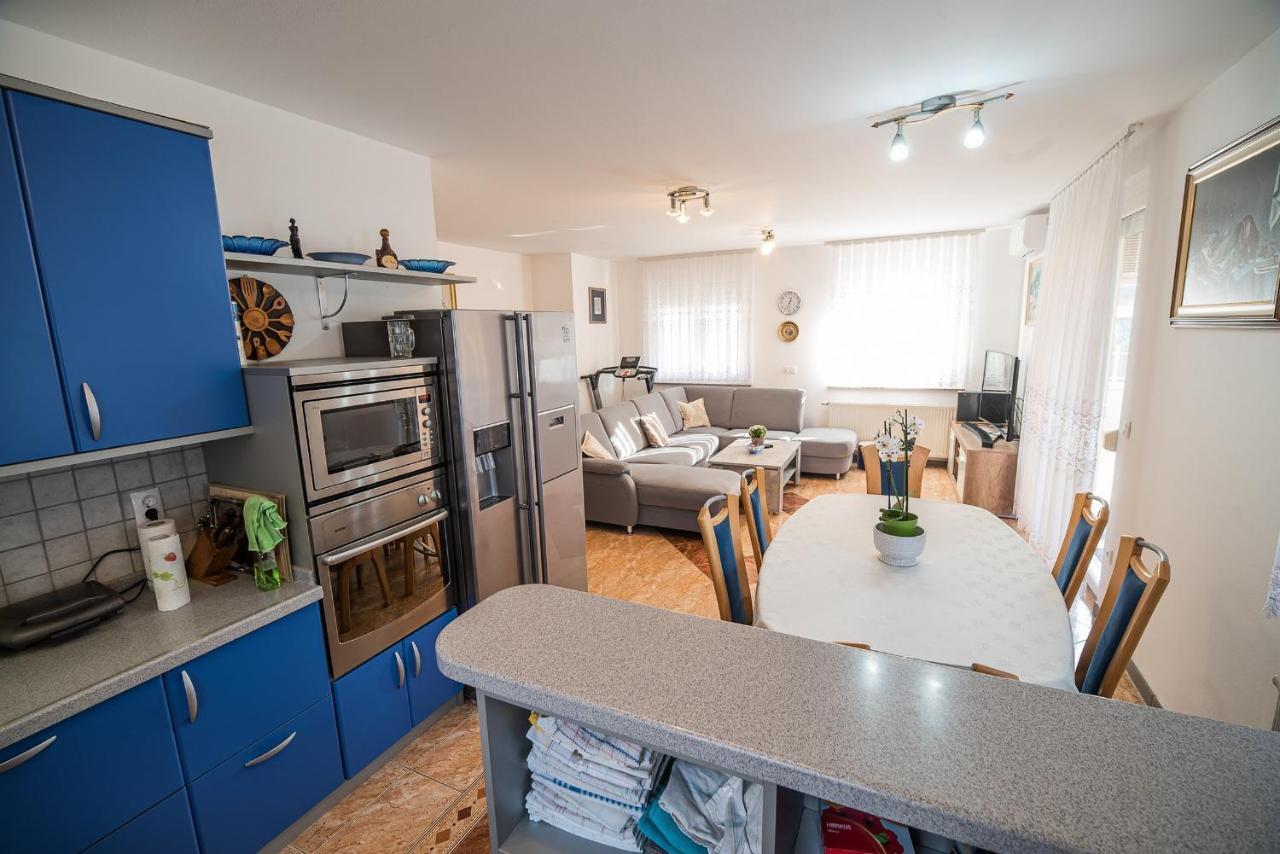 Apartment Zelimlje Skofljica Ngoại thất bức ảnh