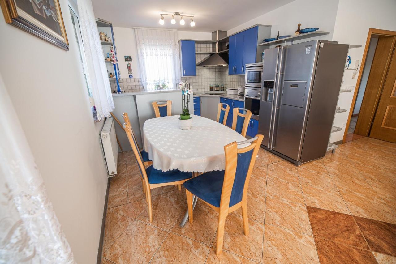 Apartment Zelimlje Skofljica Phòng bức ảnh