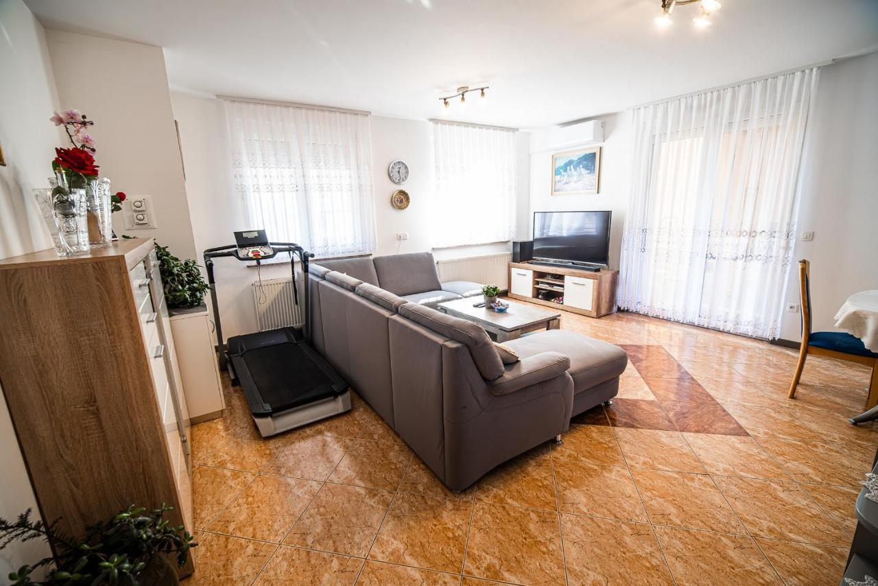 Apartment Zelimlje Skofljica Ngoại thất bức ảnh