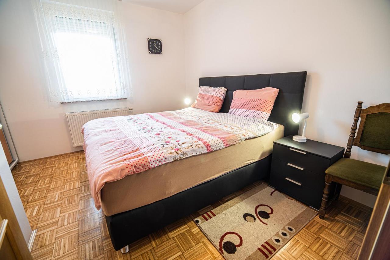 Apartment Zelimlje Skofljica Phòng bức ảnh